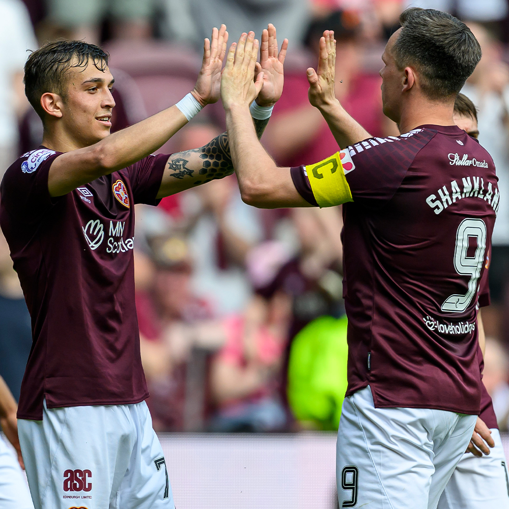 Reminder! Bidding is open for match-worn shirts from our 3-0 win over Dundee on Saturday 🙌♥️ You can place your bid at @MatchWornShirt 📲 l.matchwornshirt.com/hearts-1 6⃣ days left!