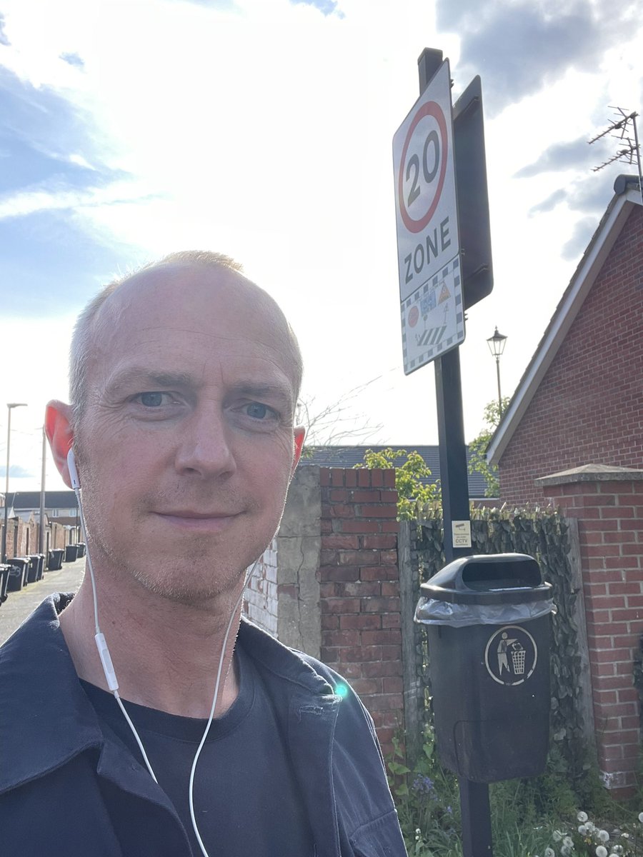 A couple of us helped an older resident clear his front yard and hedge of litter a while ago. Because of his house being on a busy route to/from the shops, it had become a regular problem. We requested a new litter bin which has now been installed. Hope it helps 👍