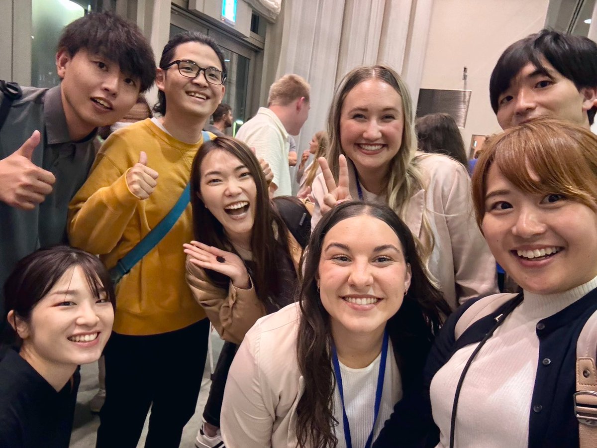 kawaGucci23's tweet image. アメリカ最高峰BYUから来日公演🇺🇸

パフォーマンスはもちろん、技術屋も普段とは違う魅せ方で勉強になりました

Enjoy Hiroshima!

#vocalpoint
#noteworthy