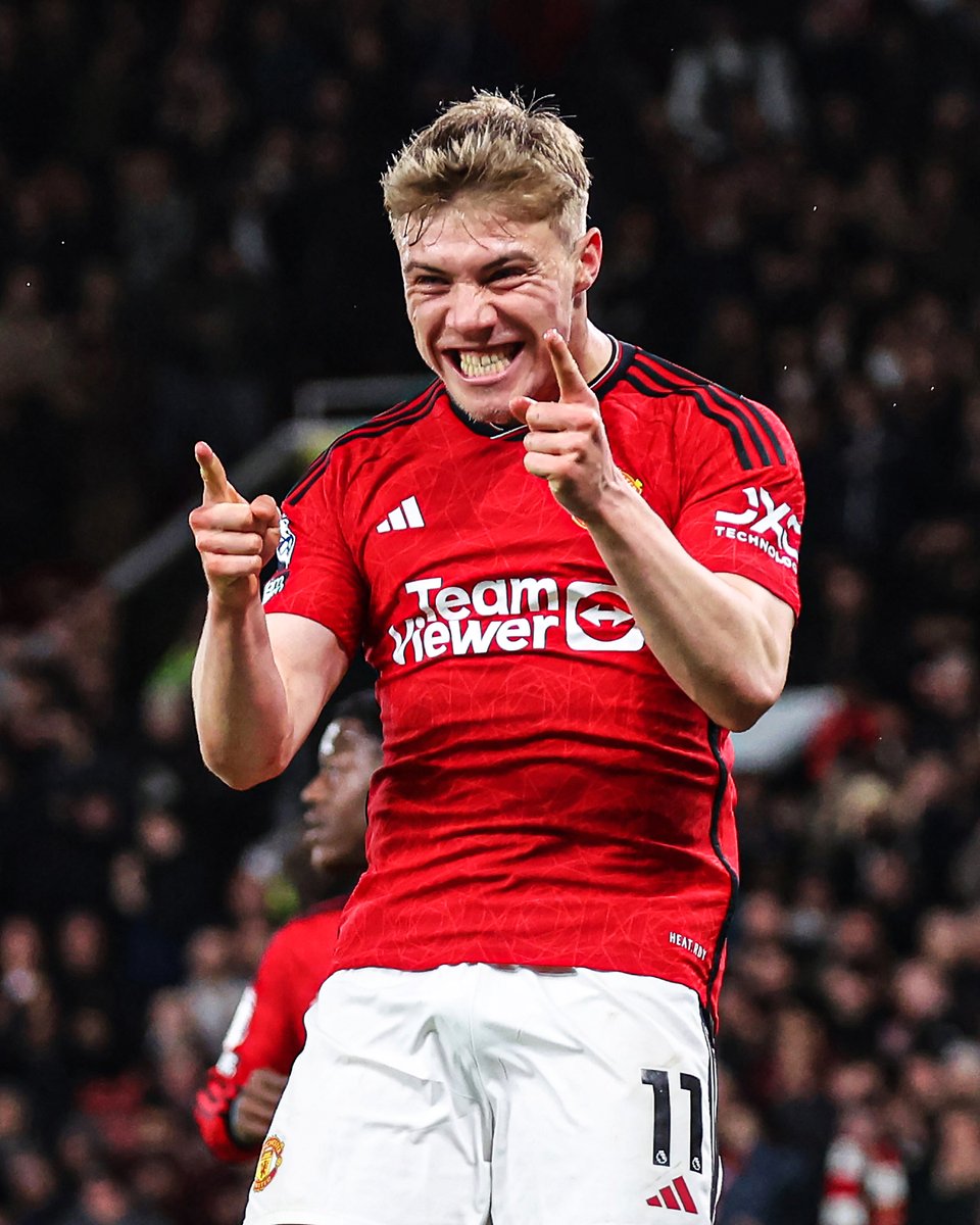 Rasmus Hojlund has a better shot conversion rate (22%) in the Premier League this season than Ollie Watkins (18%), Mo Salah (19%) and Phil Foden (17%) 🎯