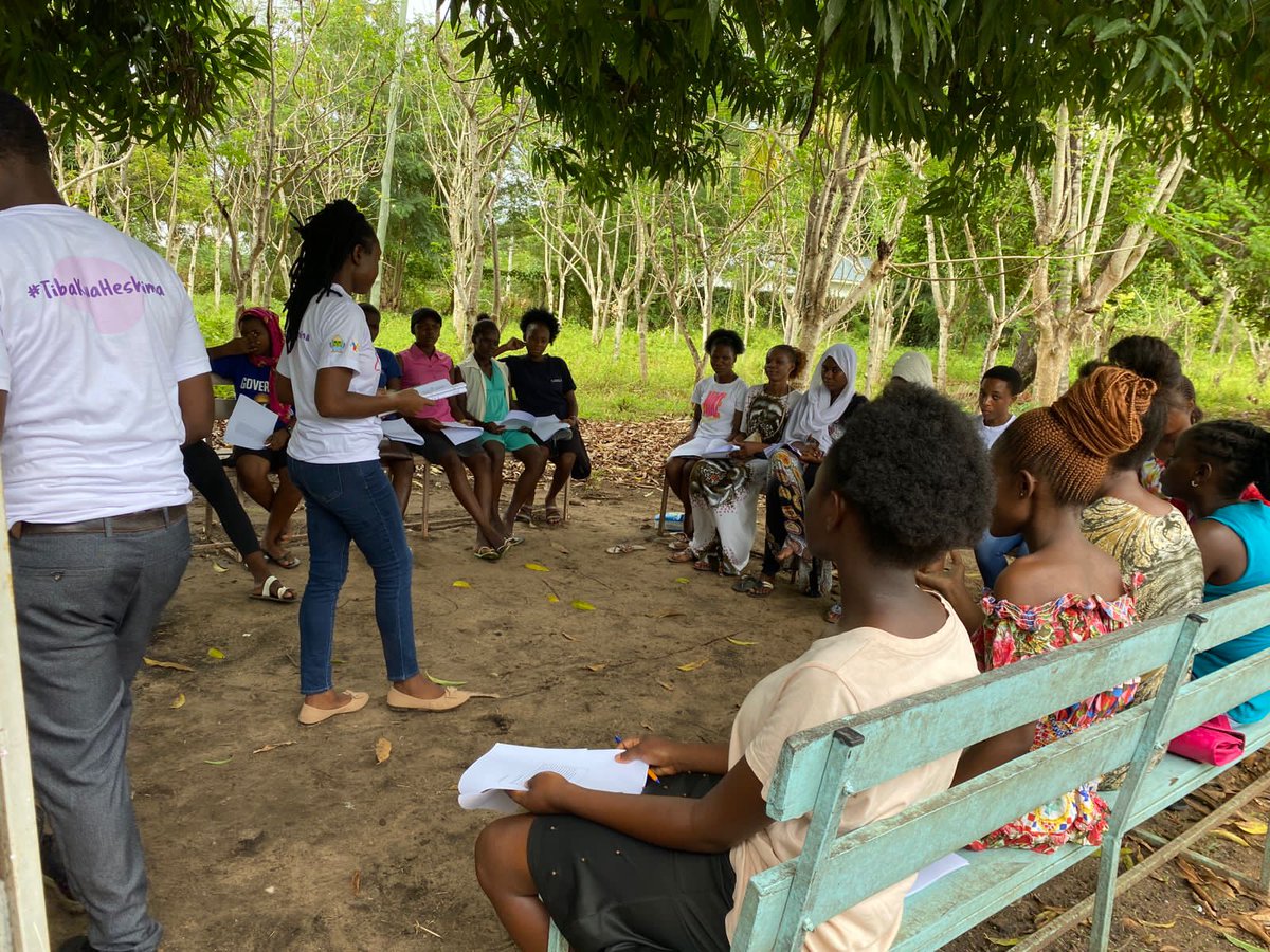 Addressing the rate of teenage pregnancy in Kilifi demands proactive community engagement and strong support systems. We must prioritize accessible SRHR education. ensuring young people have the knowledge and resources to make informed choices. #Buildingadolescentgirlspower003