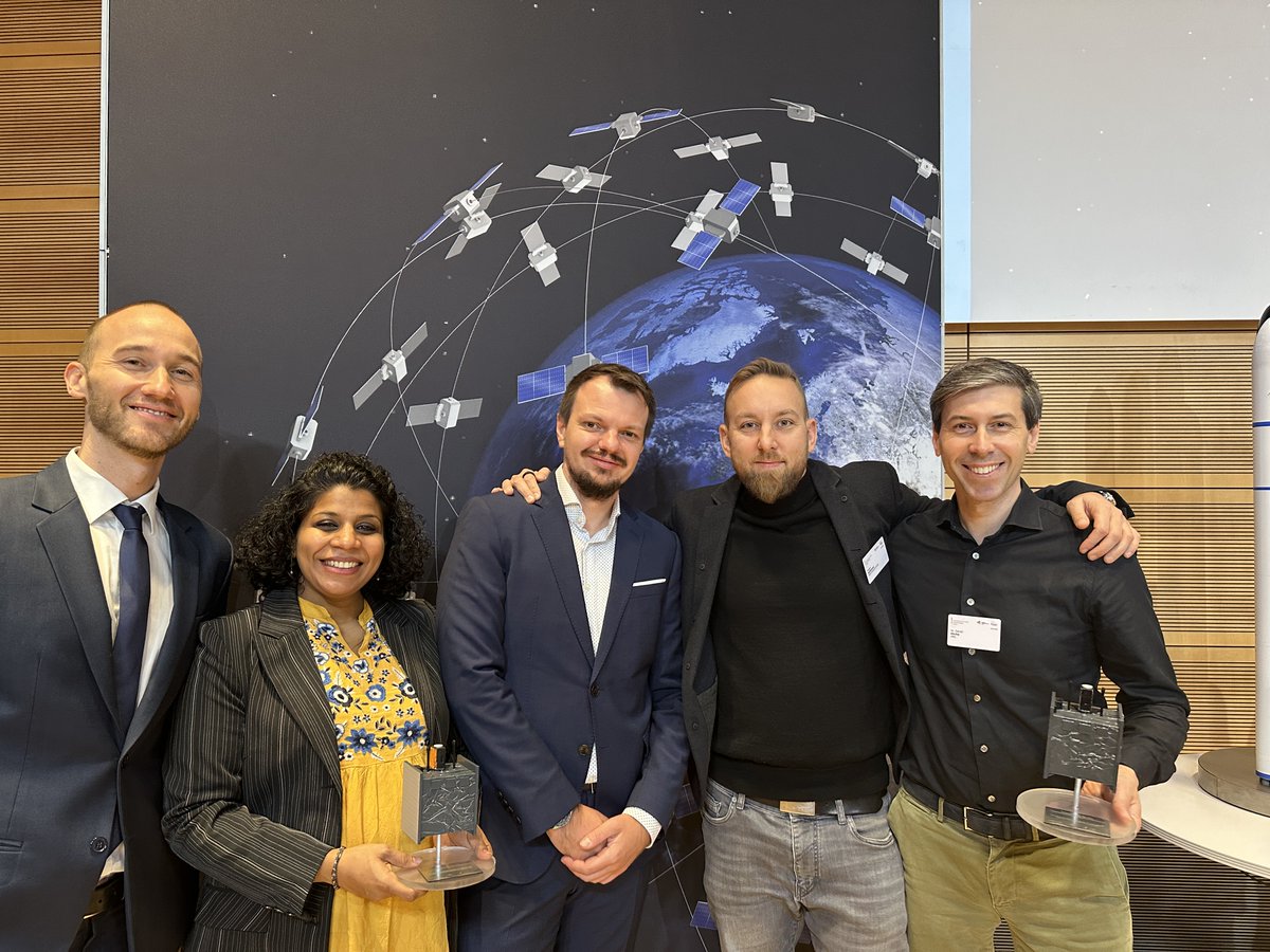 Very happy to announce our coop with <a href="/reflexaerospace/">Reflex Aerospace</a> to build our first satellite 🎉! Funding is provided via the <a href="/dlr_spaceagency/">Deutsche Raumfahrtagentur</a>, the payload is being developed together with our partner <a href="/Scanway_SA/">Scanway</a>. Read about all the details here: marble-imaging.de/news
#EarthObservation