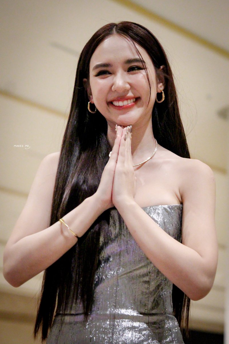 [2024.05.12]

เจ้ากระต่ายยิ้มแฉ่งงงงง 😆🐰

#ญดานริลญา #yadanarilya 
#นาฏราชครั้งที่15 
#งานนาฏราชxปณิดา