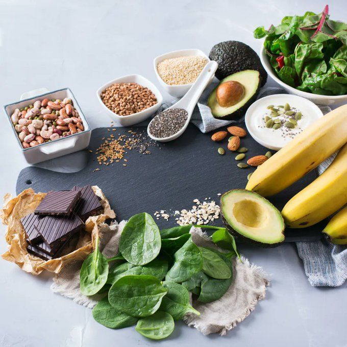 Eat your greens, whole grains, seeds and nuts. They’re good sources of #magnesium. Along with its other benefits for heart, nervous system, & muscle health, you need magnesium maintain healthy calcium balance. #health #healthyfood