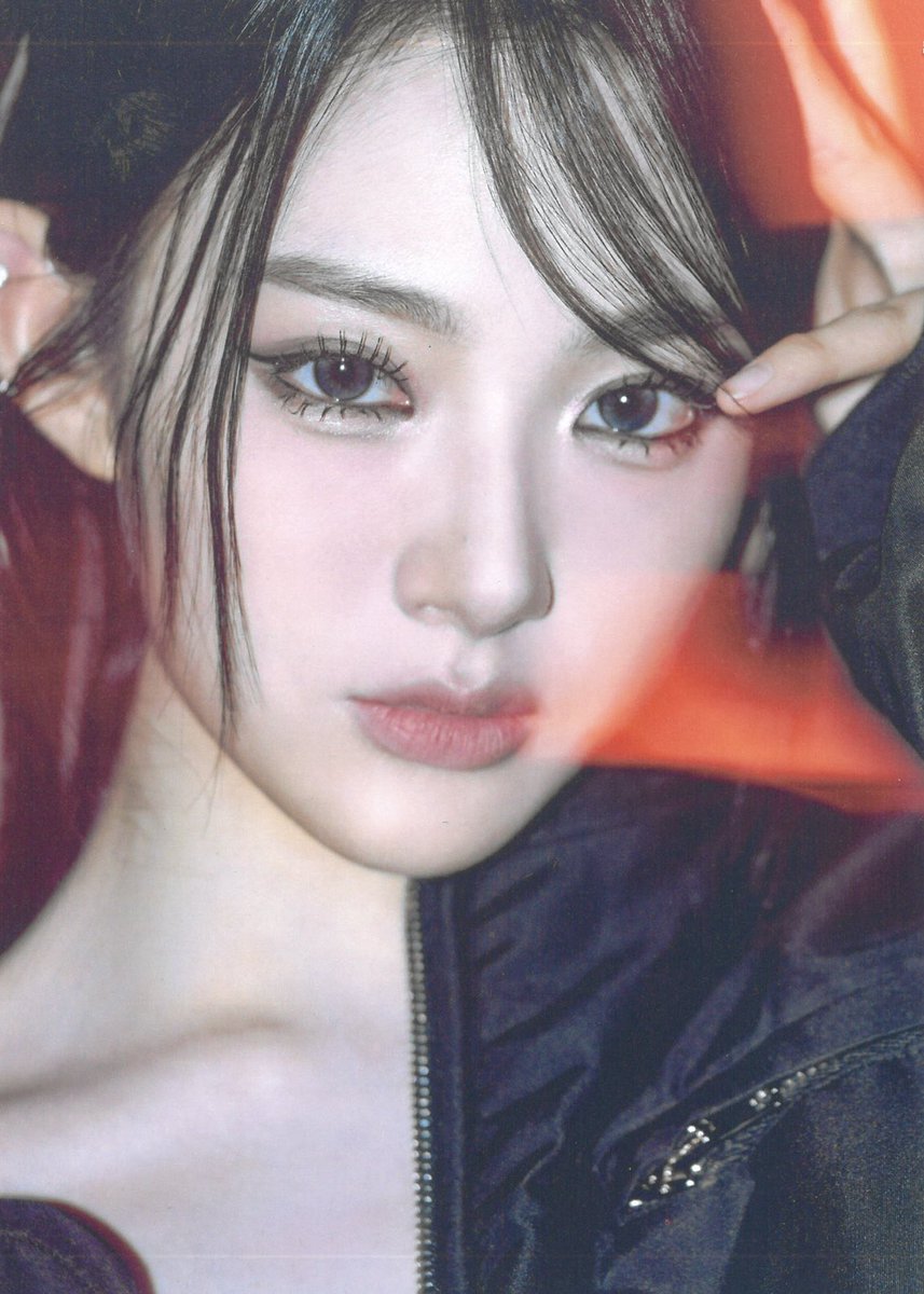 XinyuBrasil's tweet photo. 📸 Scans da Xinyu para “ASSEMBLE24”.

#tripleS #트리플에스 #Xinyu #신위 https://t.co/RUalqnFJcR