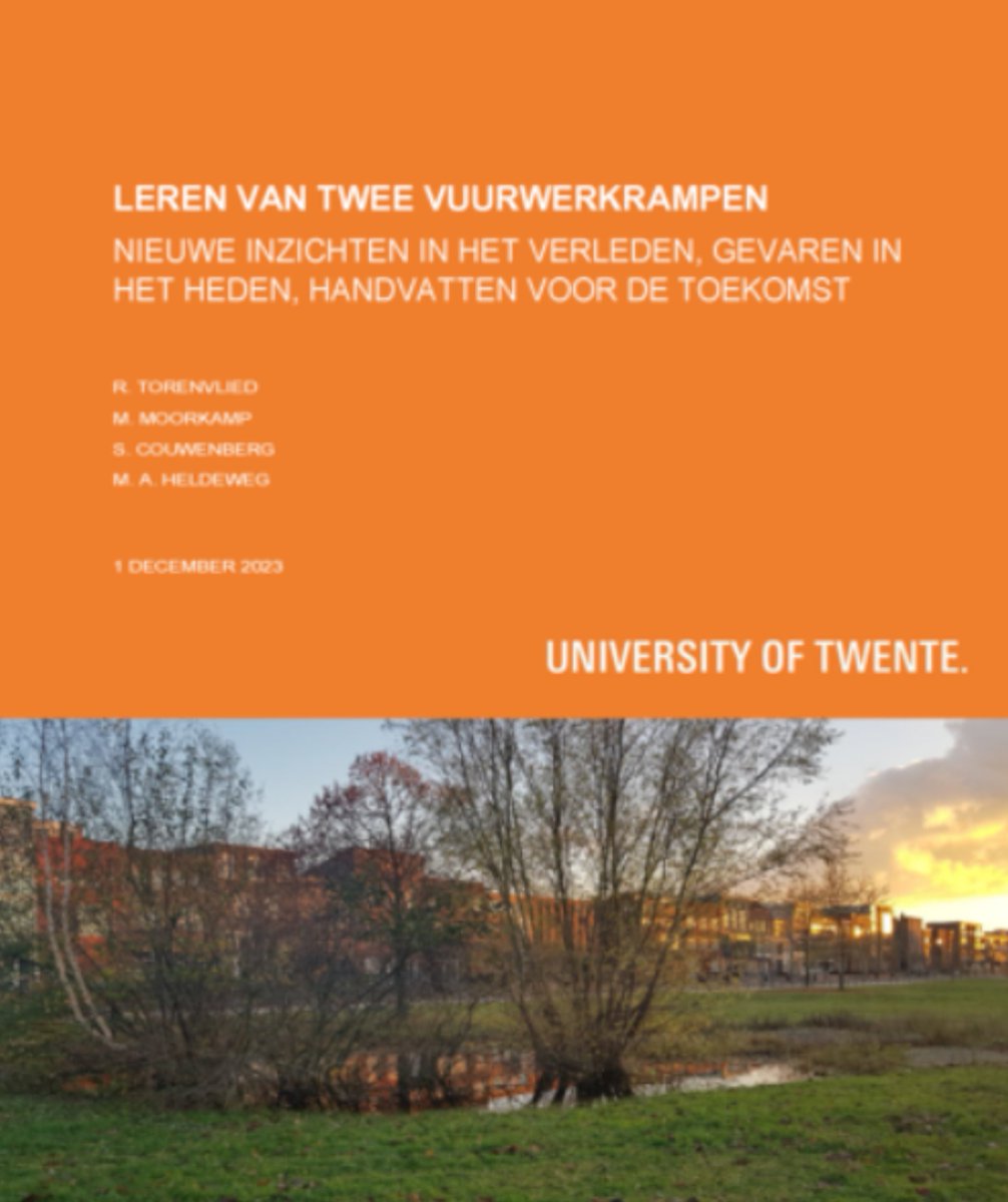 Het is vandaag op de kop af 24 jaar geleden dat bij de #vuurwerkramp in #Enschede 23 doden vielen, onder wie 4 #brandweerlieden. Wij hebben de regering en de Tweede Kamer gevraagd de aanbevelingen van het onderzoeksteam van de Universiteit Twente adequaat op te volgen en niet te