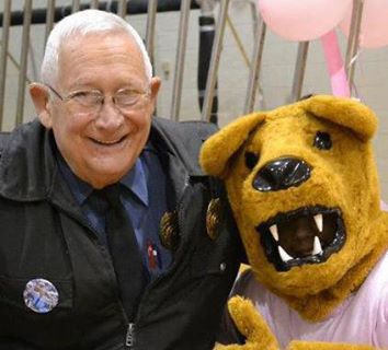 Officer Fred with the Lion
