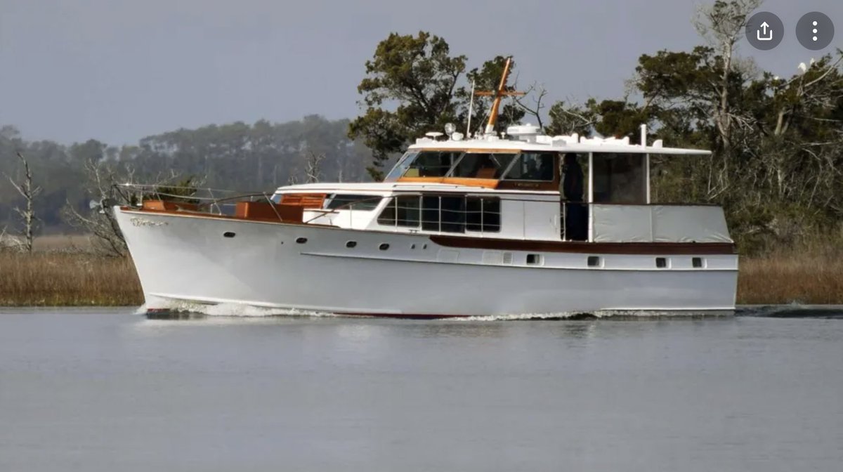 @HalCapLLC How about a 1950s or 60s Trumpy instead?

yachtworld.com/boats-for-sale…