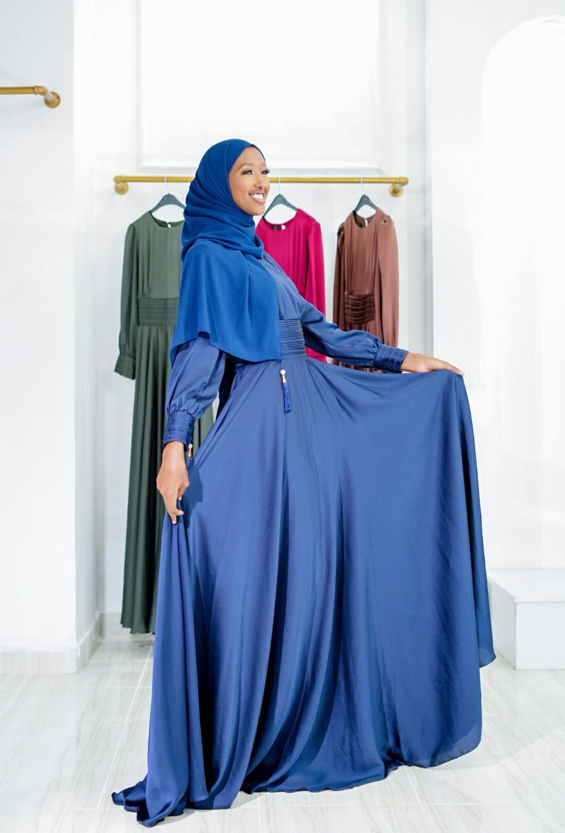 Saniyah dresses 🔥🔥🔥

Available 7500/=

#nizarslinenizarsline #nizarjumpsuit #nizardresses #nizarjumpsuits #Nizarsline #nizarline #hijabsinkenya #kenyabrand #Nizarbrand #Nizarscarves #Nizarwear #Nizarmodesty #trendyoutfits #modestclothes #turban #pearlturbans