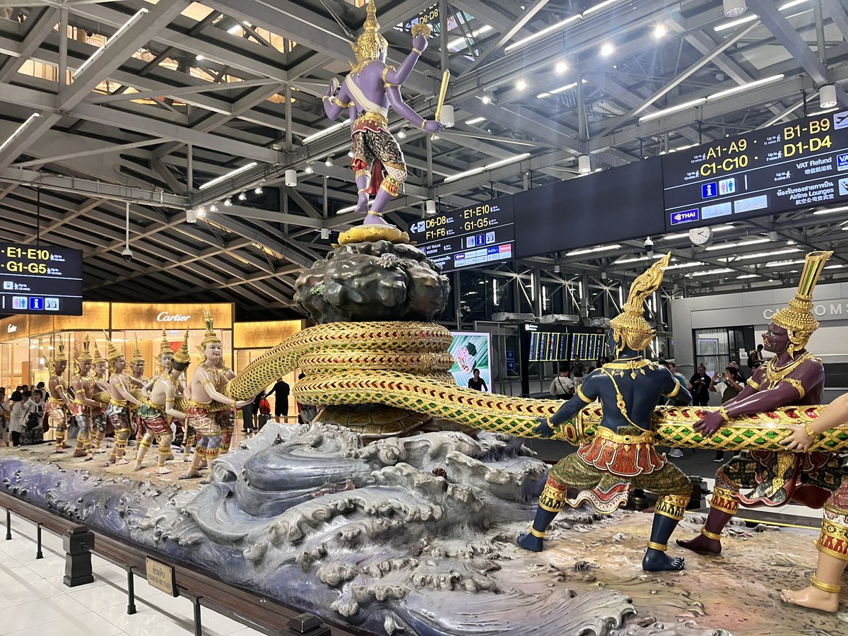 If you fly out from the new Bangkok ‘Suvarnabhumi’ International Airport,  you would encounter impressive mythical statue depicting Samudra Manthan popular in Thai and Indian culture! You just have to stop and be dazzled by it.#Indianculture @IndiainThailand