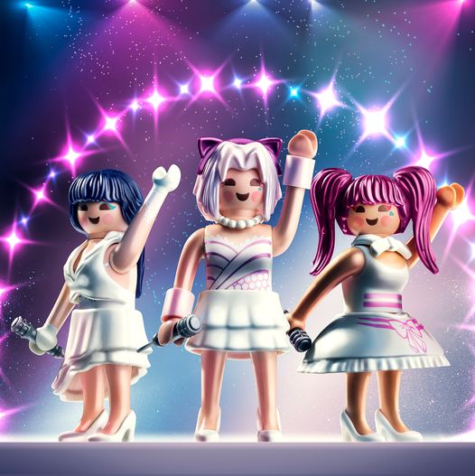 The enchanting world of K-Pop is truly captivating! 🌟🎶 With mesmerizing tunes and spellbinding moves, K-Pop is a magical experience that has captured the hearts of millions around the globe. 💖💃 #PLAYMOBIL50 #jointheparty * The characters shown are NOT available as a set.