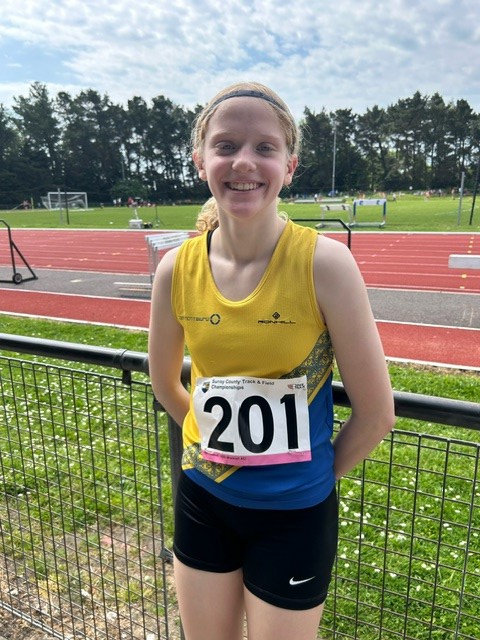 Well done to Holly (9D) who competed at the Surrey County Championships on the weekend! Holly made it to two finals in the 800m and 100m and achieved 2 fantastic PB's!👏👏