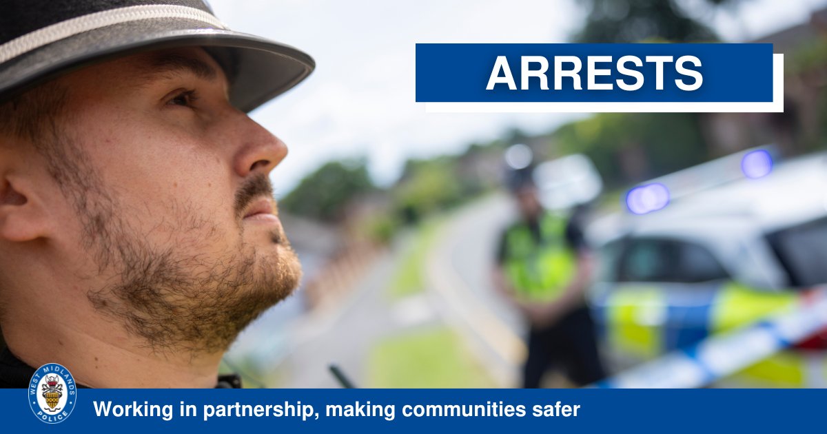 #ARRESTS | We've arrested two teenagers on suspicion of attempted murder after a man was stabbed in Langley Hall Park, Solihull. A man in his 40s is understood to have been involved in a disagreement with some youths at around 7pm on Saturday. Read ⬇️ ow.ly/ESMO50REnhY