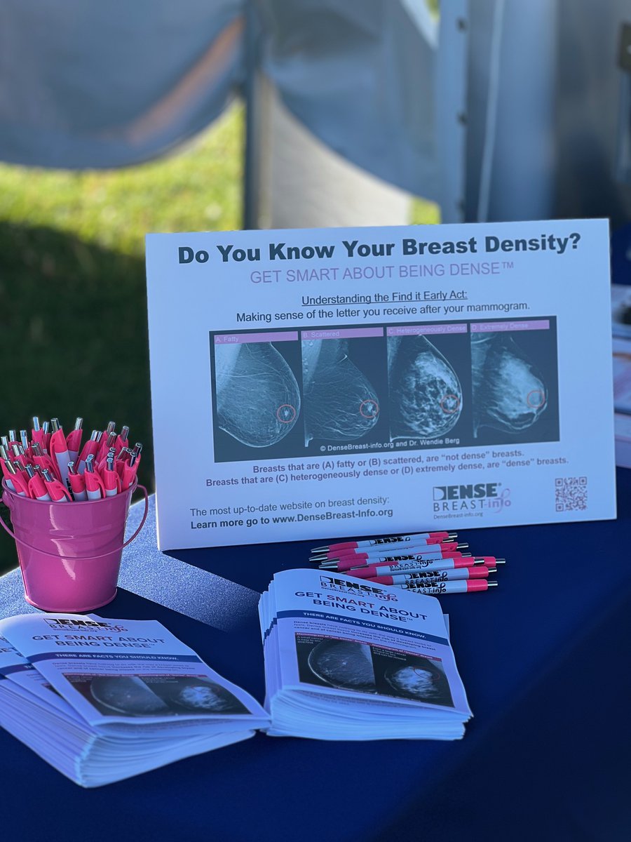 Kudos to @beekleymedical for sharing DenseBreast-info educational resources at their CT Breast Health Initiative sponsorship booth. A great way to remind CT women to *Get Smart About Being Dense* and a wonderful pre-Mother's Day lead in.With thanks! @JoAnnPushkin @DrWendieBerg