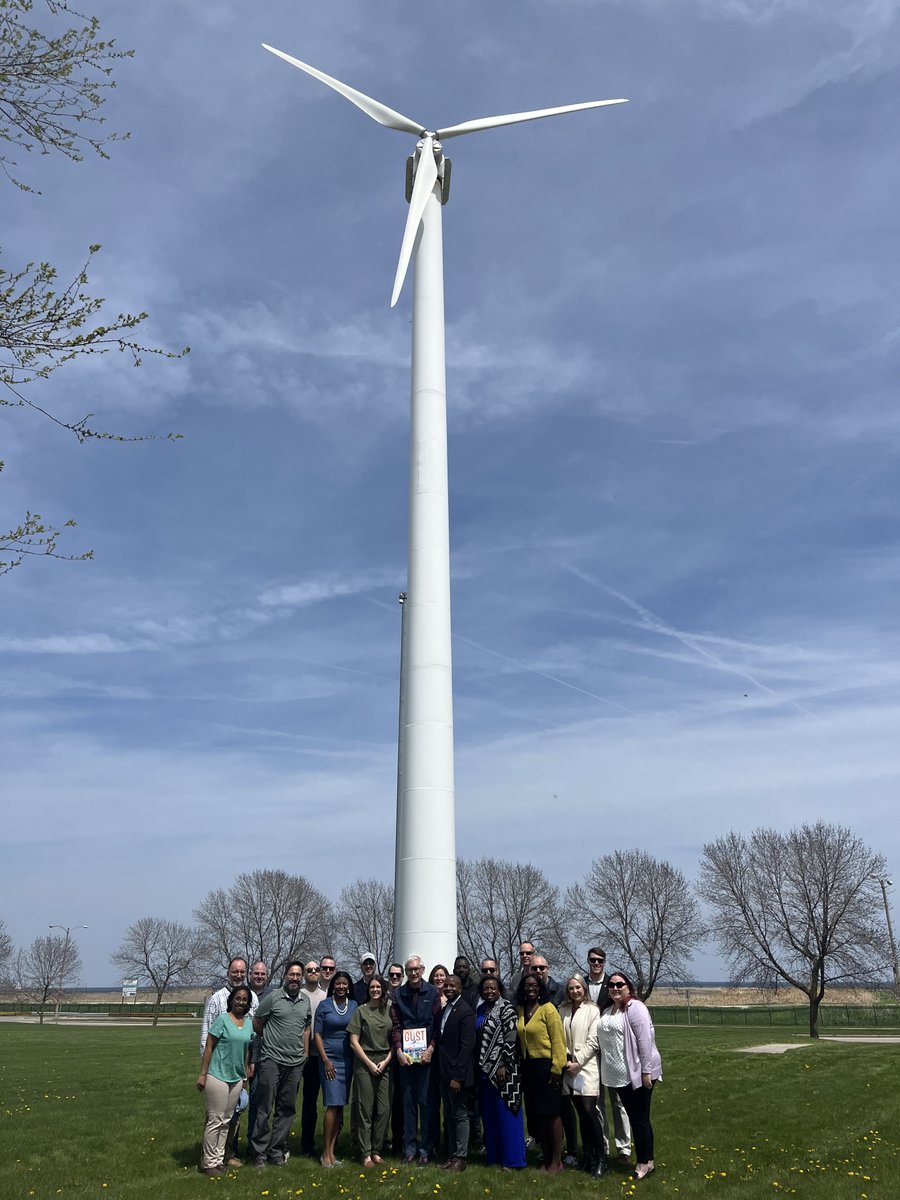 It was great to stop by @PortMilwaukee to check out the Port wind turbine and to meet local children's book author, Katie Meyer. Her book 'Gust' teaches kids about clean energy and all the good work the wind turbine does to power the Port!