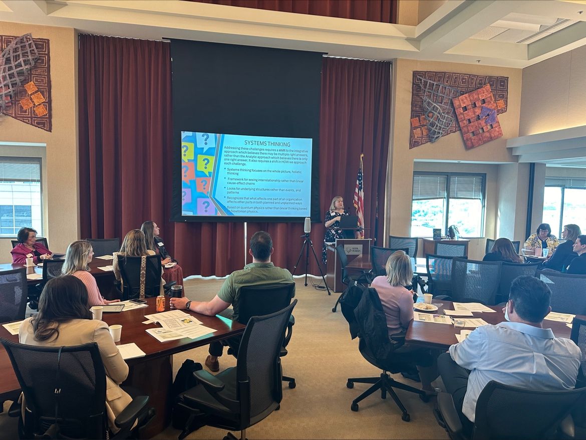 Our recent Small & Large Senior HR Executive Forum was our largest yet, welcoming 50+ #GreaterROC HR leaders. Leanne Reed of Hubbub Solutions presented an innovative problem-solving model for HR & business challenges. Special thanks to our host @NixonPeabodyLLP! #ConnecttoSuccess