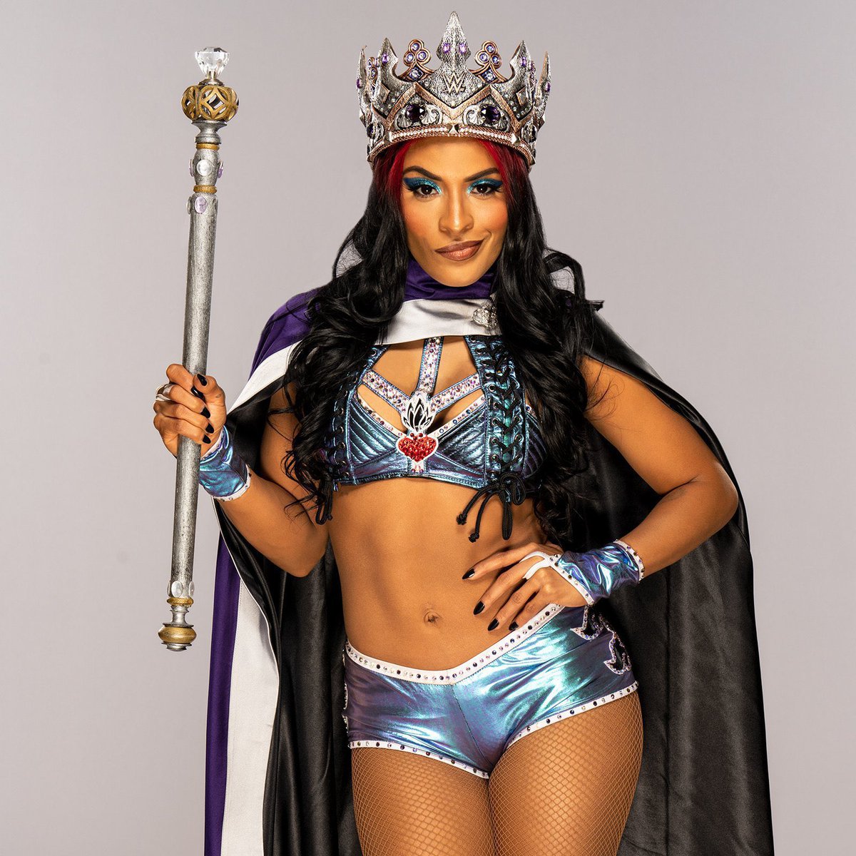 👑 Queen @ZelinaVegaWWE appreciation tweet 👑 #WWE