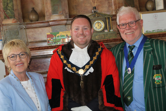 Rory is Appointed New Mayor of Henley - henleyherald.com/2024/05/13/ror… #Henley