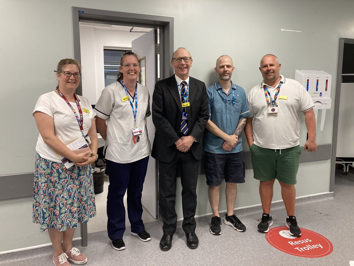 David Noyes (@davidathomenow) on Twitter photo Great to catch up with our Community Assessment Team in Gloucester Royal this afternoon. These guys, working closely with social care colleagues help patients and acute partners find good alternative pathways within community services to avoid admissions <a href="/GlosHealthNHS/">Gloucestershire Health and Care NHS FT</a> Great to catch up with our Community Assessment Team in Gloucester Royal this afternoon. These guys, working closely with social care colleagues help patients and acute partners find good alternative pathways within community services to avoid admissions <a href="/GlosHealthNHS/">Gloucestershire Health and Care NHS FT</a>