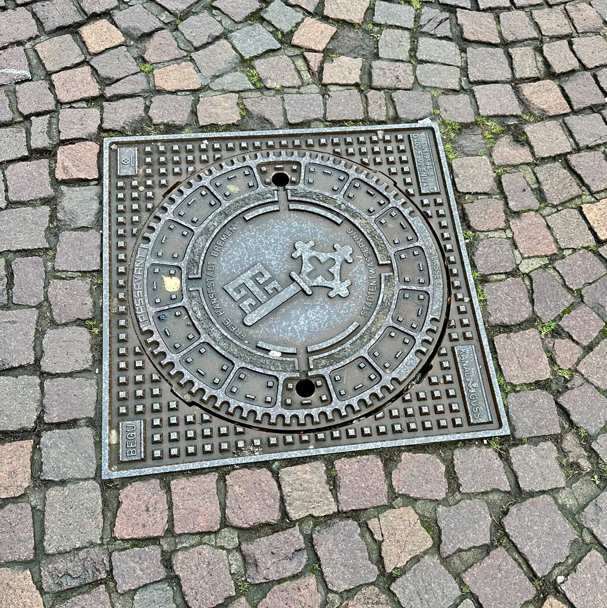 #ManholecoverMonday Bremen