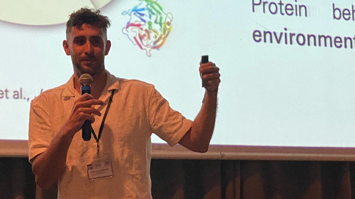 ESBOC_Gregynog (@esboc_gregynog) on Twitter photo Adrian Sanchez-Fernandez <a href="/AdrSanFer/">Adrian Sanchez-Fernandez</a> on the use of deep eutectic solvents to modulate protein folding #esboc57 Adrian Sanchez-Fernandez <a href="/AdrSanFer/">Adrian Sanchez-Fernandez</a> on the use of deep eutectic solvents to modulate protein folding #esboc57