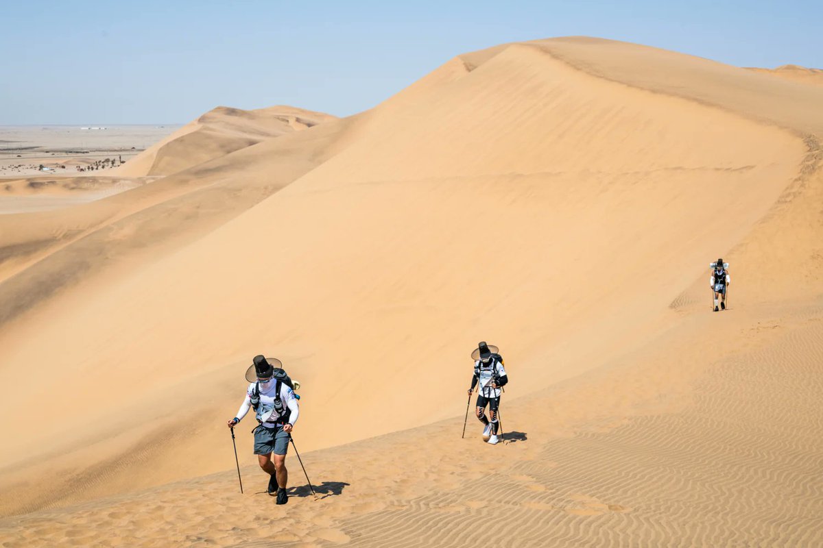 I finished a 250 km, self-supported, multistage ultramarathon in Namibia w/ @racingtheplanet . The race thru the desert was really tough because of heat 🥵(up to 54oC). The desert was beautiful & harsh. There were over 120 competitors from 46 countries. bit.ly/4cECUsl