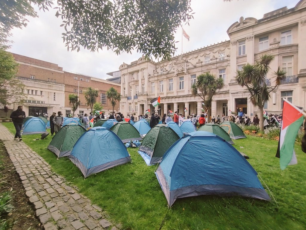 Queen Mary Palestine Solidarity tweet media