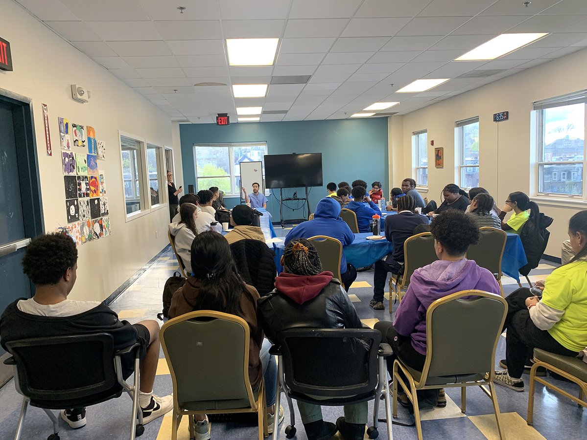 Our Power Forward program ended April with a Career Cafe featuring Lucas Marinacci (BIDMC - Cardiology Fellows)! 🩺 During the session, a group of 30+ teens learned about careers in the Medical field. #WeAreDorchester