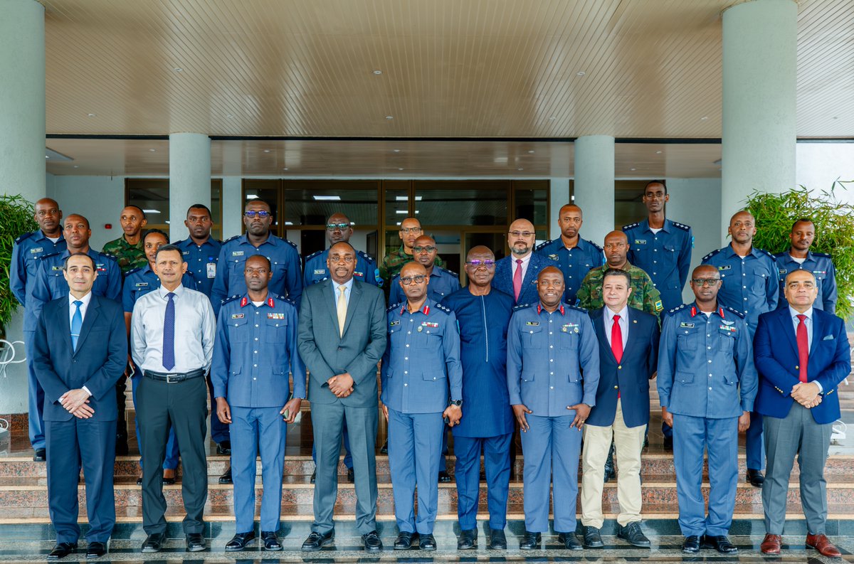 This morning, a delegation from the UN, led by Michael Mulinge KITIVI, Director of the Uniformed Capability Support Division, visited the Rwanda Air Force Headquarters and was received by Brig Gen Geoffrey GASANA, Deputy Air Force Chief of Staff. bit.ly/4bgpyS3