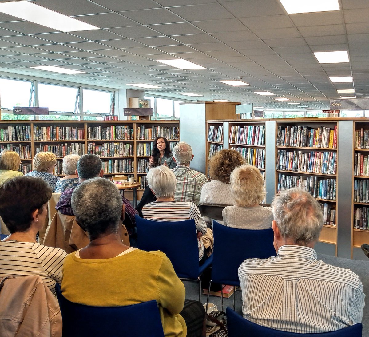 MereGreenLib's tweet image. A big thank you to @ErinGreenAuthor for a wonderful talk today! Fascinating and inspiring in equal measure 💚
#authortalk #librarytalk #inspirational #eringreenauthor