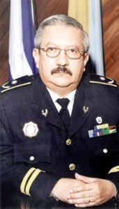 #13Mayo

Conmemoramos el 22 Aniversario del paso a la inmortalidad  del Primer Comisionado Christian Munguía Alvarado, su legado de cercanía y trabajo con la comunidad sigue inspirando la vocación de servicio de nuestros Azulitos.

#45JuntoConLaComunidad