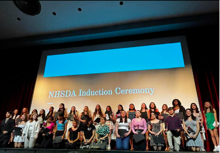 nshoredance's tweet image. Our induction ceremony for the NHSDA was so successful! We&apos;re so proud of our members and what they have added to the dance community and sending a special congratulations to our 10 seniors graduating with honors! @drzublionis @SHELLNORTHSHORE @NSArts1 @NDEOdance @NHSDAofficial