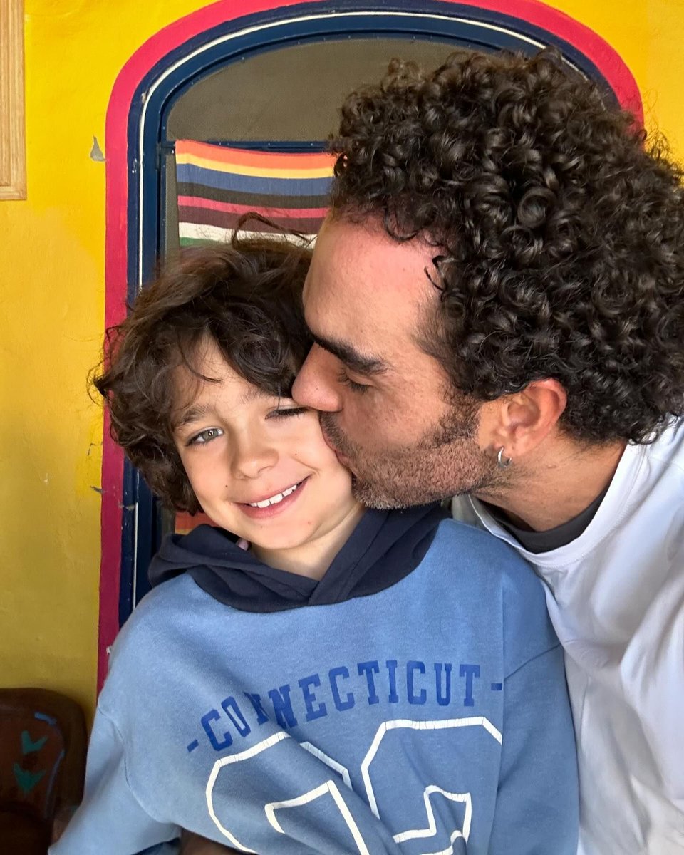 #Diego, el hijo de #MarcusOrnellas y #Ariadne, cumplió 8 años y nosotros nos unimos a la celebración. 🎂🎁🥳 📷: marcusornellas