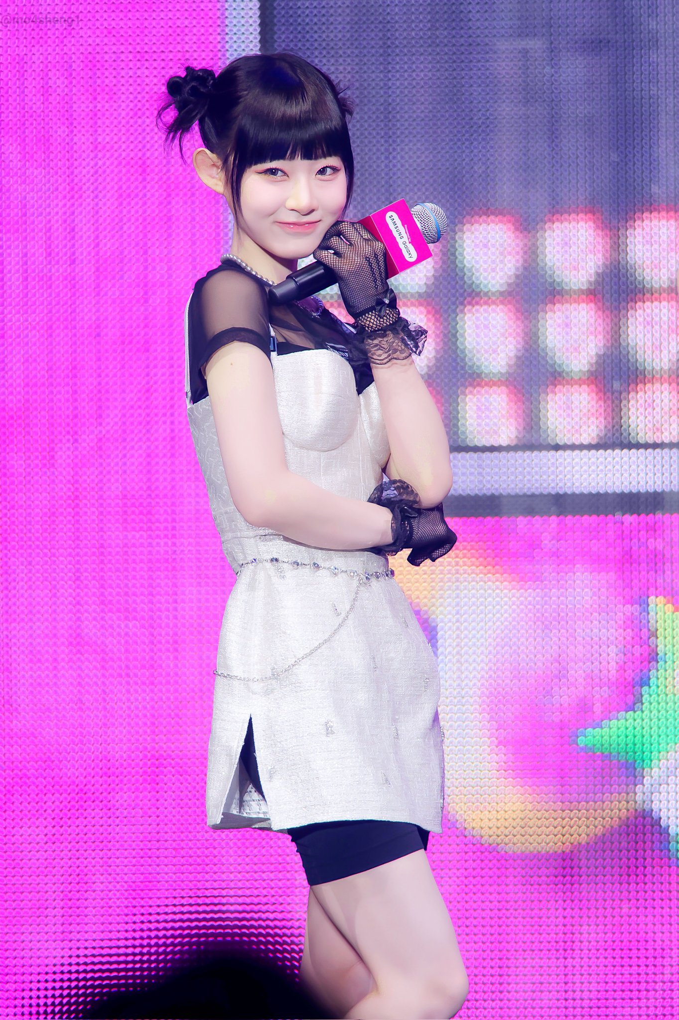 ME:I 飯田栞月 サイン KCON MD KCON JAPAN 2024