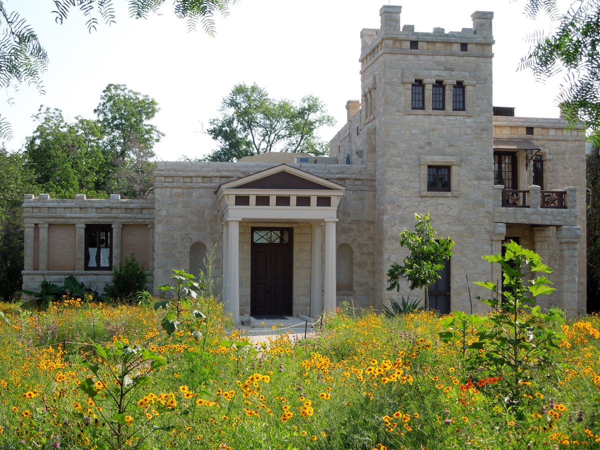 Austin Parks and Recreation’s Elisabet Ney Museum will present the 10th Annual Ney Day celebration on Saturday, May 25 from 12 p.m. to 4 p.m., on the museum grounds at 304 E. 44th St. Ney Day is free and open to all ages! RSVP to the Ney Day celebration: tinyurl.com/5594r8r2