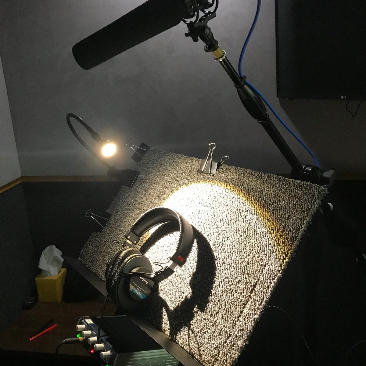 Early Monday! Who else out there is climbing out of bed and right into the booth? 

#acting #actingcoach #actingclass #childactor #locator #actor #actress #actorslife #voiceover #voiceovers #vo #voiceoverartist #voiceovertalent #volife #voiceacting #voiceactor #voiceactorslife