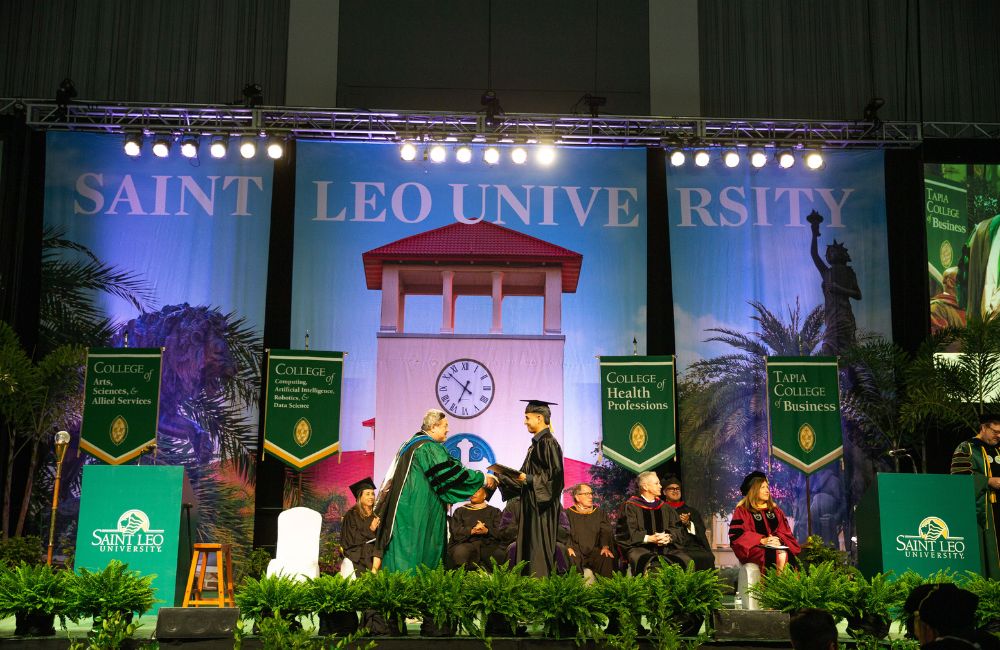 Congratulations! More than 1,300 students celebrated graduating from Saint Leo University during commencement ceremonies on May 11 at the Florida State Fairgrounds. 722 undergraduates and 620 master’s and doctoral degree recipients crossed the stage. More: brnw.ch/21wJJ5C