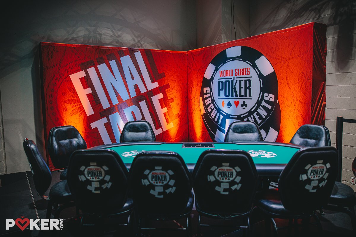 Final Day, Final Table. ♠️ #wsop Tag your longtime poker buddy who you'd like to share this table with! ⬇️ 📸: Hayley Hochstetler