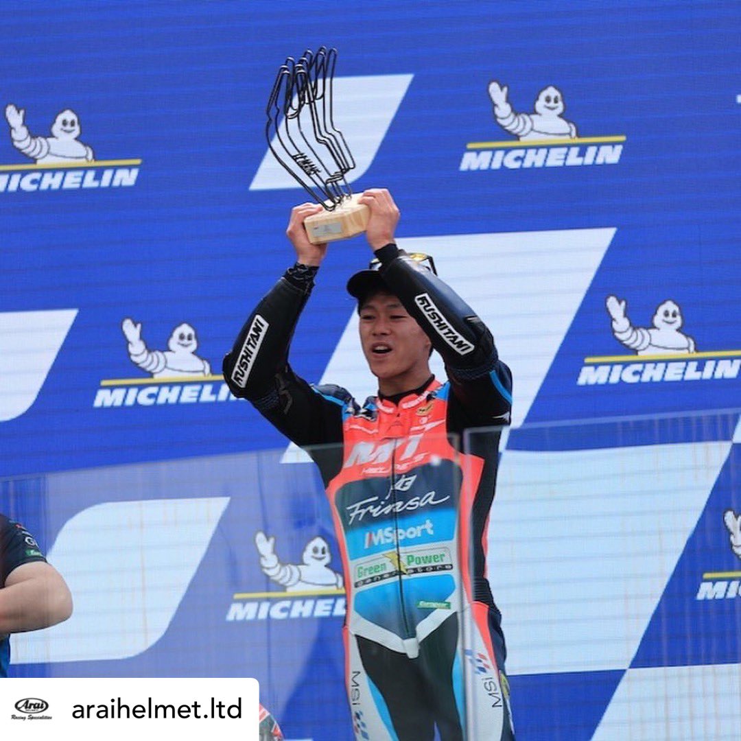 Congratulations to Arai Athlete @aiogura79 on his stunning 2nd place finish, coming from 17th at the start! #repost @araihelmet #MotoGP #Moto2 ＃FranceGP #小椋藍　#Ai #Ogura