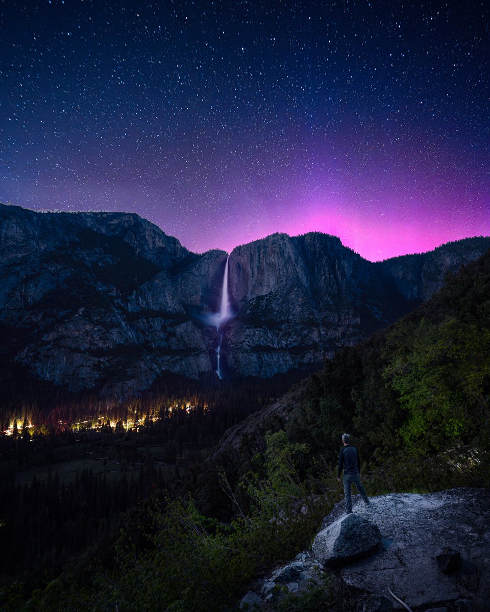 Gm. Was able to capture a glimpse of the Aurora over Yosemite Falls on the second night. Never thought I could be doing Northern Light photography in California 🤩