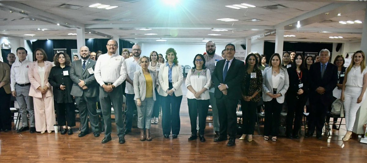 DIF_NMX's tweet photo. 🔹 El @BC_DIF llevó a cabo la capacitación de la Escuela de Igualdad Sustantiva “La siempreviva”, con la ponente Margarita Badillo. https://t.co/f3RZEkZNNH