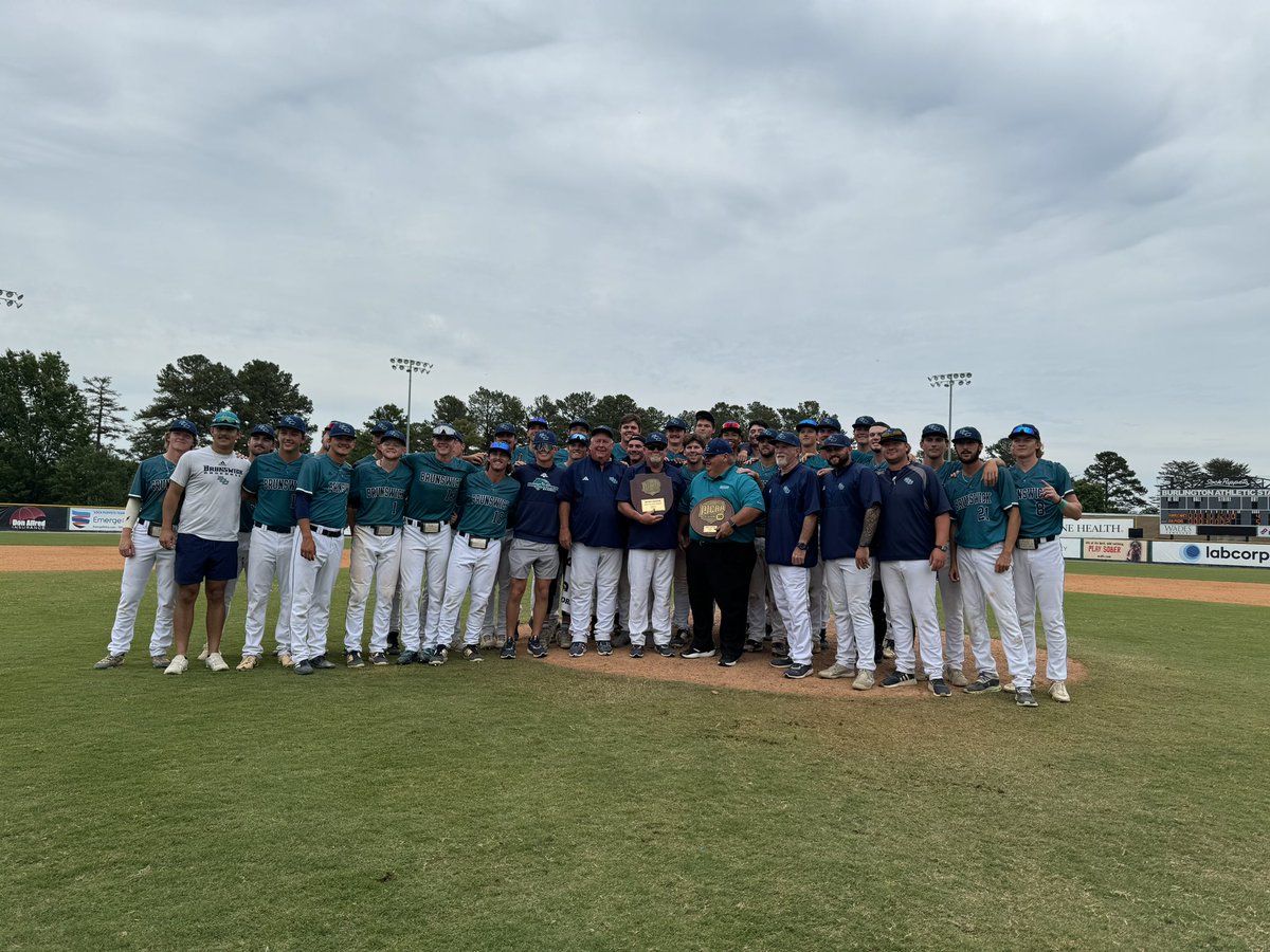 DrShazamy's tweet photo. When your favorite team is heading to the D2 Junior College World Series!! Let’s GO!!!! @bcc_dolphins https://t.co/OVRi6WdzyO