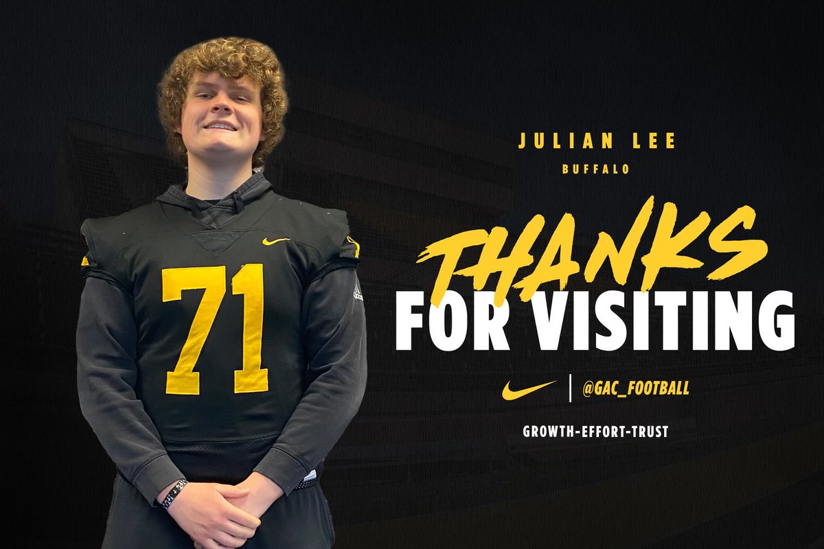 Had a great time learning about <a href="/gustiefootball/">Gustavus Football</a> Excited to get back on campus! Thanks for the invite <a href="/CoachRauen/">Landon Rauen</a>