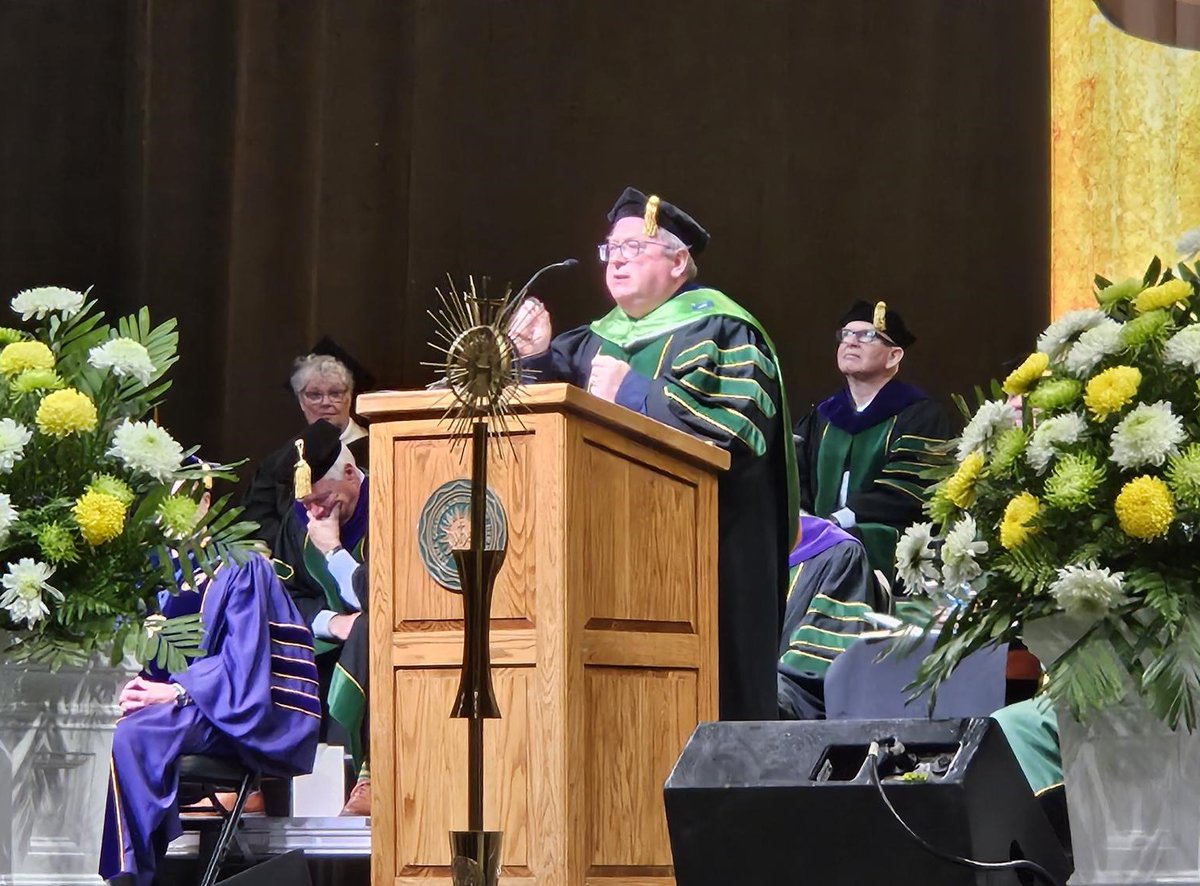 I was beyond humbled to receive an honorary degree from my alma mater, @SienaCollege and deliver the keynote address, urging graduates to work with a purpose, much like the Department does to eliminate health disparities.