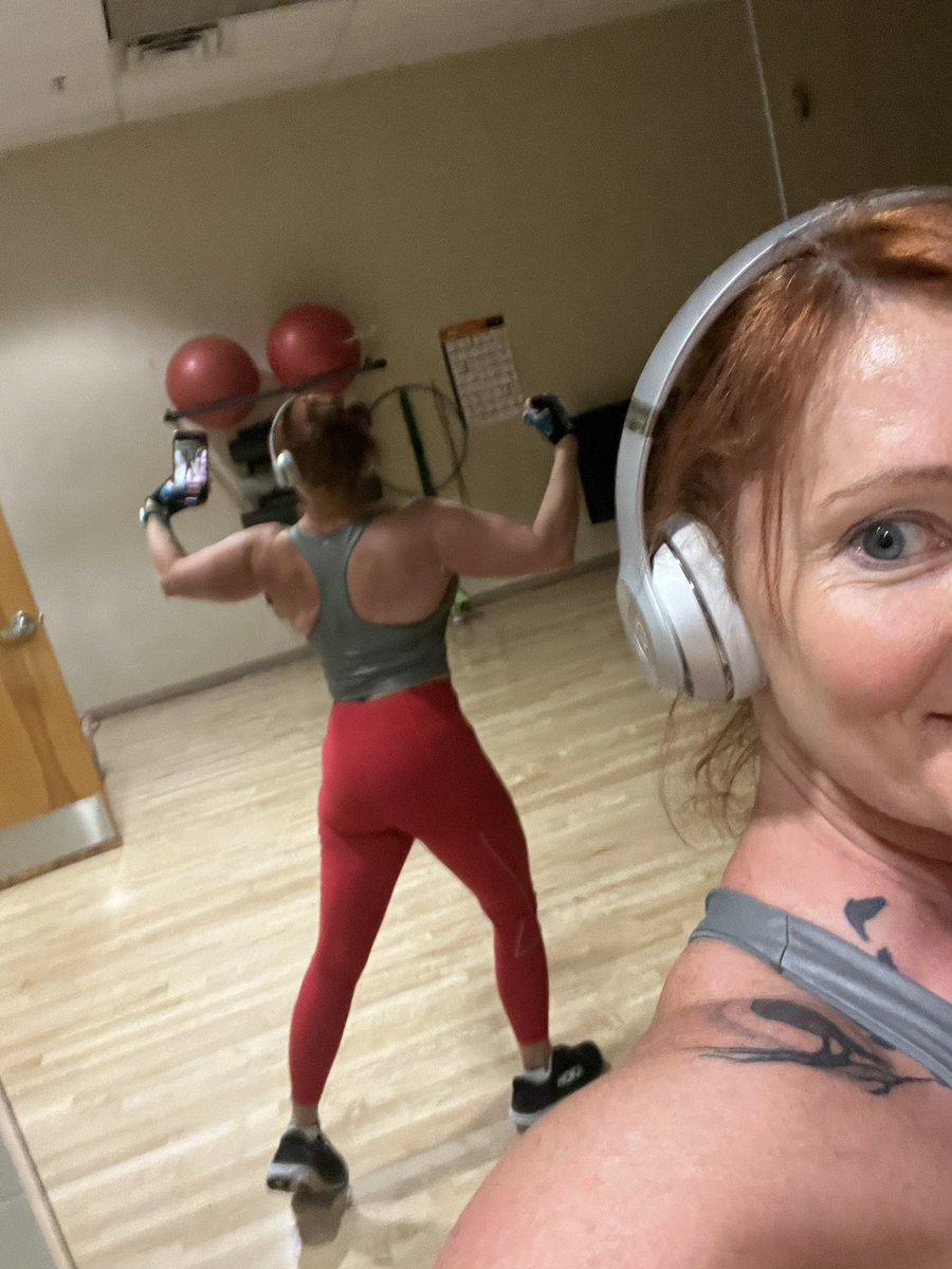 jewels2bfit's tweet image. #Menopause #cortisol #buildmuscle #buildmusclelosefat #WomenOver50 #jewels2bfitagain #Transformation
