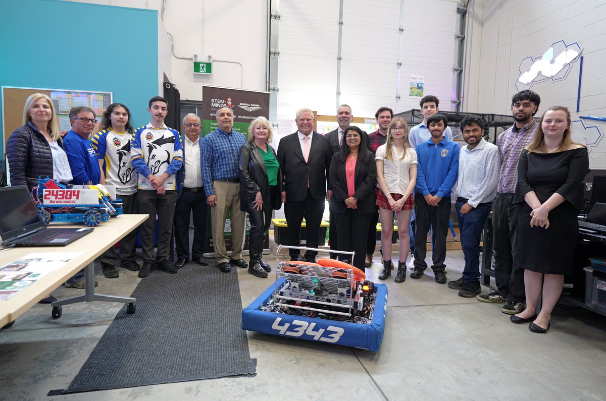 MurphyGallagher's tweet photo. Excited to welcome Premier @fordnation to #Aurora! 

Proud to announce our government is investing $293,800 in @stem_minds’ Future of Food and Farming project, training 150 jobseekers for thriving careers in agri-tech. 

Read more: https://t.co/Qs8fCoUzCM https://t.co/0hthudZmKh