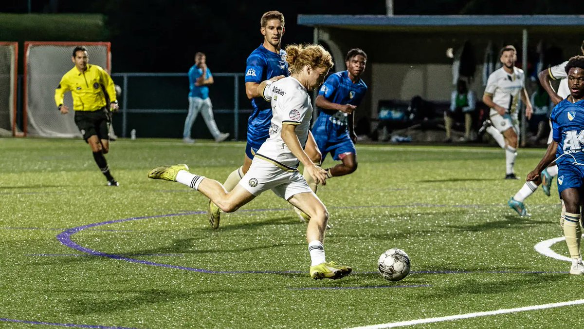 BGFClions's tweet photo. Arthur Hill @_artiemaxx is the first BGFC goalkeeper to make an assist 🤯 https://t.co/HwVJb2oBUM