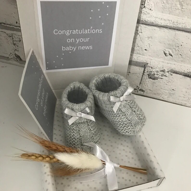 Congratulations on your baby news 👶🏻🤍 babygiftmarket.etsy.com/listing/110331… #CraftBizParty #Earlybiz