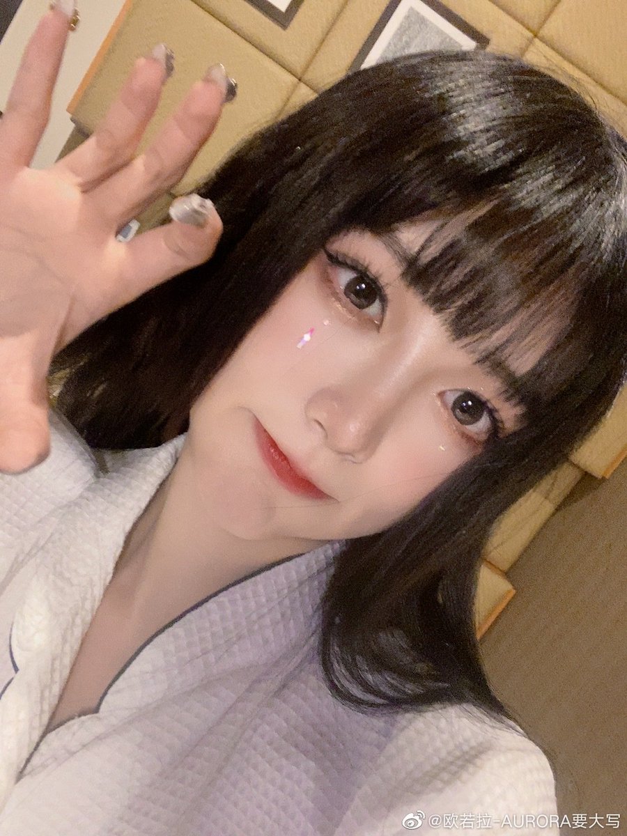 ㅤ
ㅤㅤㅤ— ☕🦊 What does the fox say? ㅤ
ㅤㅤㅤㅤㅤㅤㅤㅤㅤㅤ"𝕭𝖔𝖔!"
ㅤ