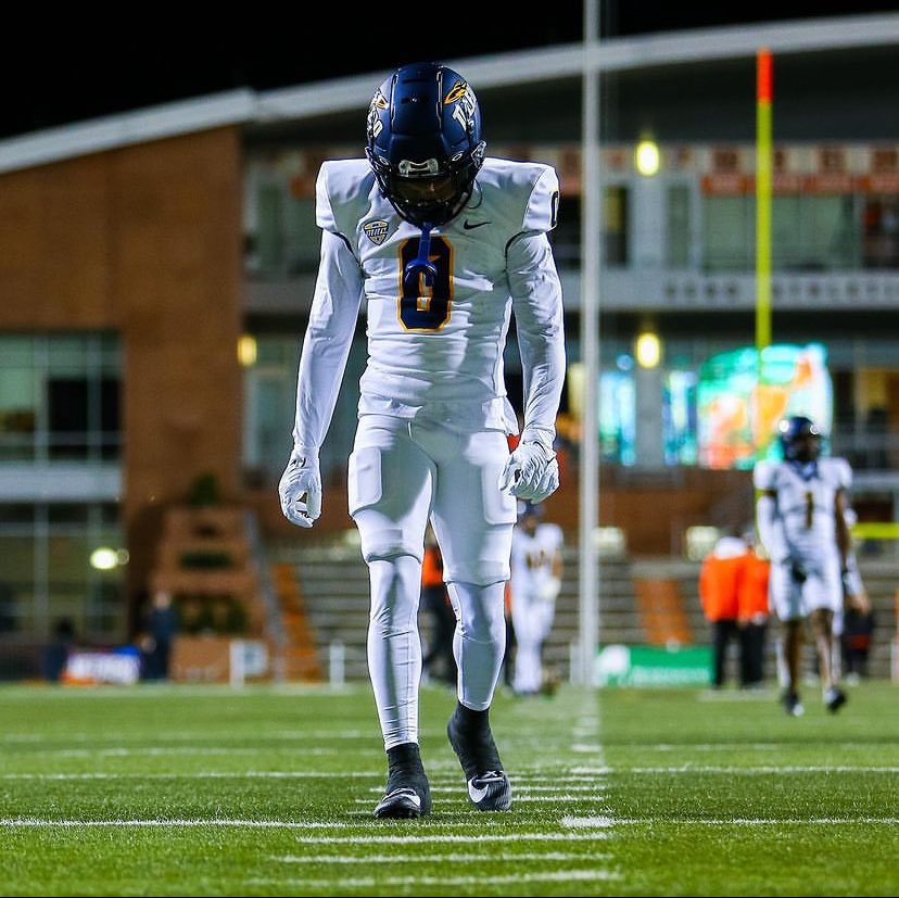 Gary Walker (@garywalker2027) on Twitter photo Blessed and Thankful for my teammates, coaches and family for helping me earn an offer to The University of Toledo #AGTG #GoRockets
<a href="/CoachOkam/">Coach O</a> <a href="/koachamey/">π³π΄π»πΎπ½ππ°π΄ π°πΌπ΄π</a> <a href="/coachdixon54/">Maurice Dixon</a> <a href="/coach_qbtf/">Coach Francis</a> <a href="/CoachMac38/">McCrary</a> Blessed and Thankful for my teammates, coaches and family for helping me earn an offer to The University of Toledo #AGTG #GoRockets
<a href="/CoachOkam/">Coach O</a> <a href="/koachamey/">π³π΄π»πΎπ½ππ°π΄ π°πΌπ΄π</a> <a href="/coachdixon54/">Maurice Dixon</a> <a href="/coach_qbtf/">Coach Francis</a> <a href="/CoachMac38/">McCrary</a>